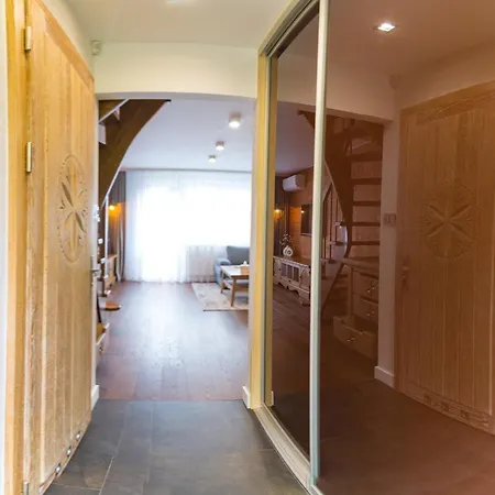 Sniezna Lapa Apartmán *