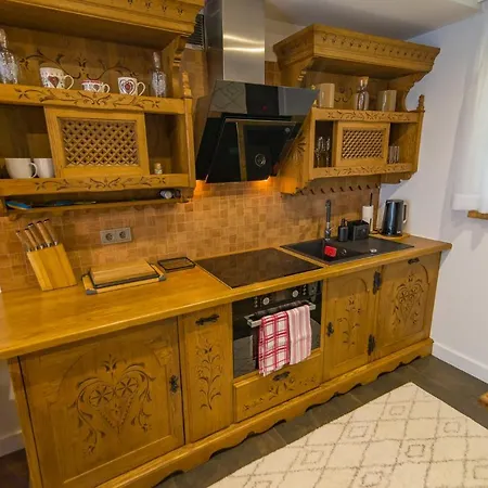Sniezna Lapa Apartment Zakopane